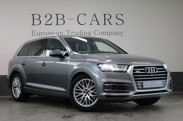 Audi Q7 - 1
