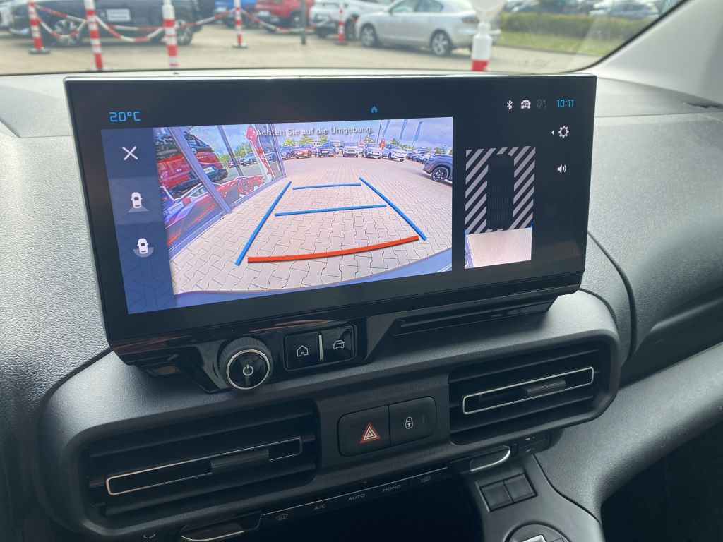 Fahrzeugabbildung Citroën Berlingo M Benzin 110 PLUS *Sitzh.*Rückfahrkam*