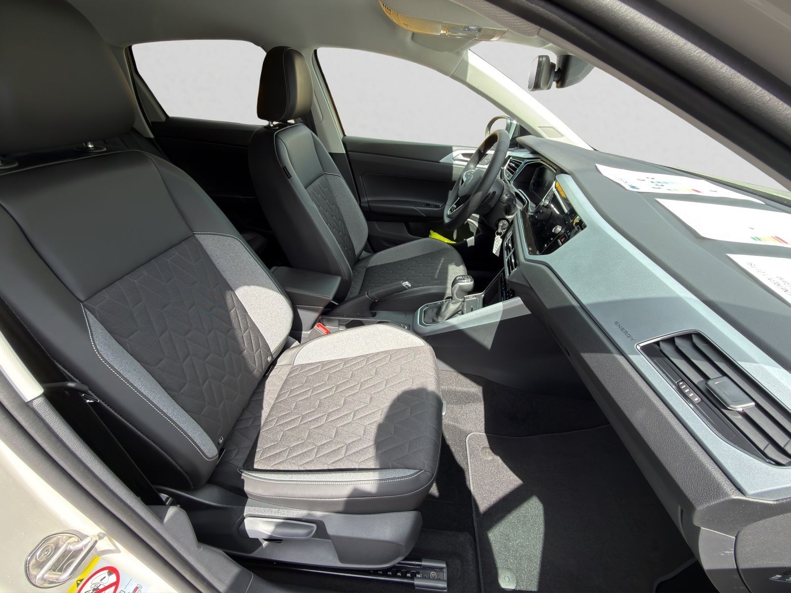 Volkswagen Taigo - Bild 5
