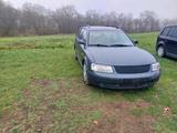 Volkswagen passat 3b 1.9tdi - Volkswagen Passat aus 2000: Kombi