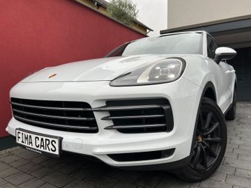 Porsche Cayenne - 1