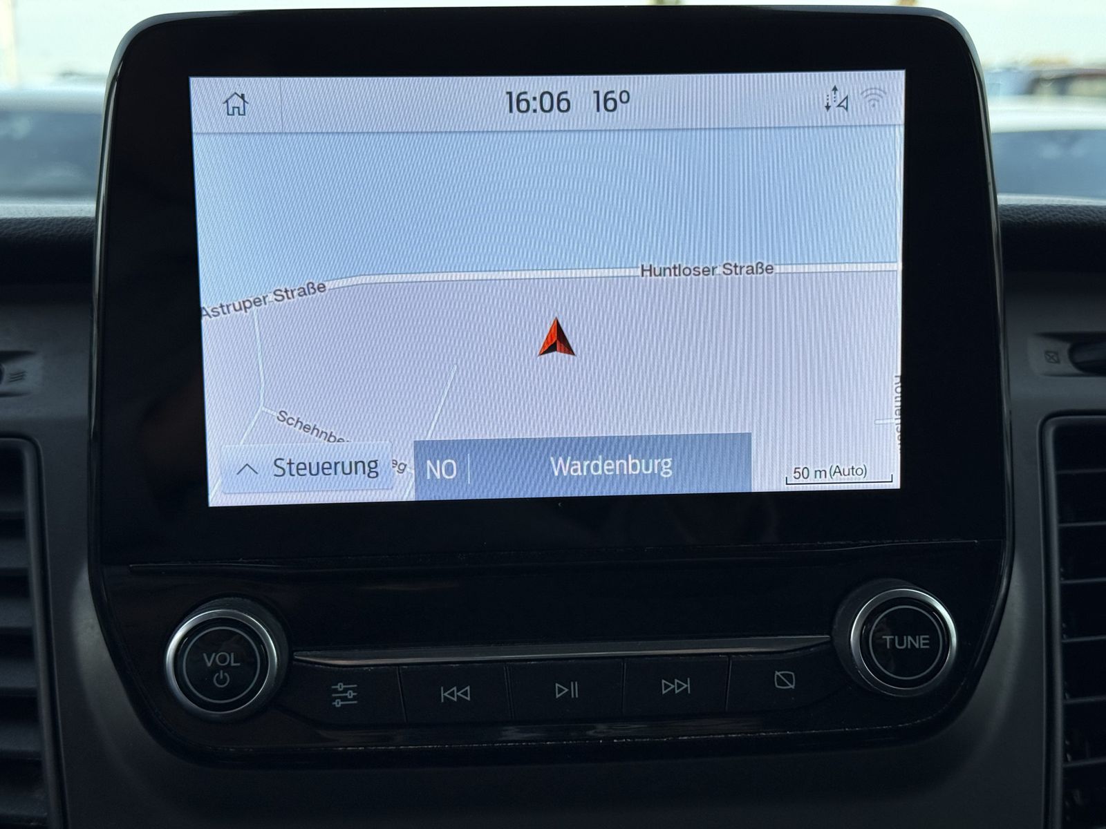 Fahrzeugabbildung Ford Transit Custom 300 L2H1 KAMERA+SHZ+PP+CARPLAY