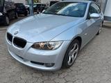 BMW 320 Baureihe 3 Coupe 320i - BMW 320 aus 2007: Coupe
