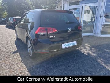 Volkswagen Golf - 5