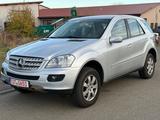 Mercedes-Benz ML 280 CDI / 2. Hand / LEDER / AHK 3,5 t - gebrauchte Mercedes-Benz ML 280 aus dem Jahr 2006