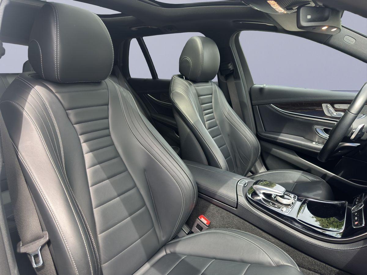 Mercedes-Benz E 220d T AMG-Line LED/360°/Leder/Pano/Burmester