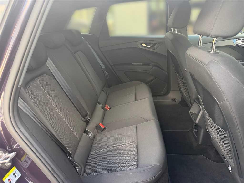 Audi Q4 45 82 kWh Assistenzpaket plus, миниатюра 20
