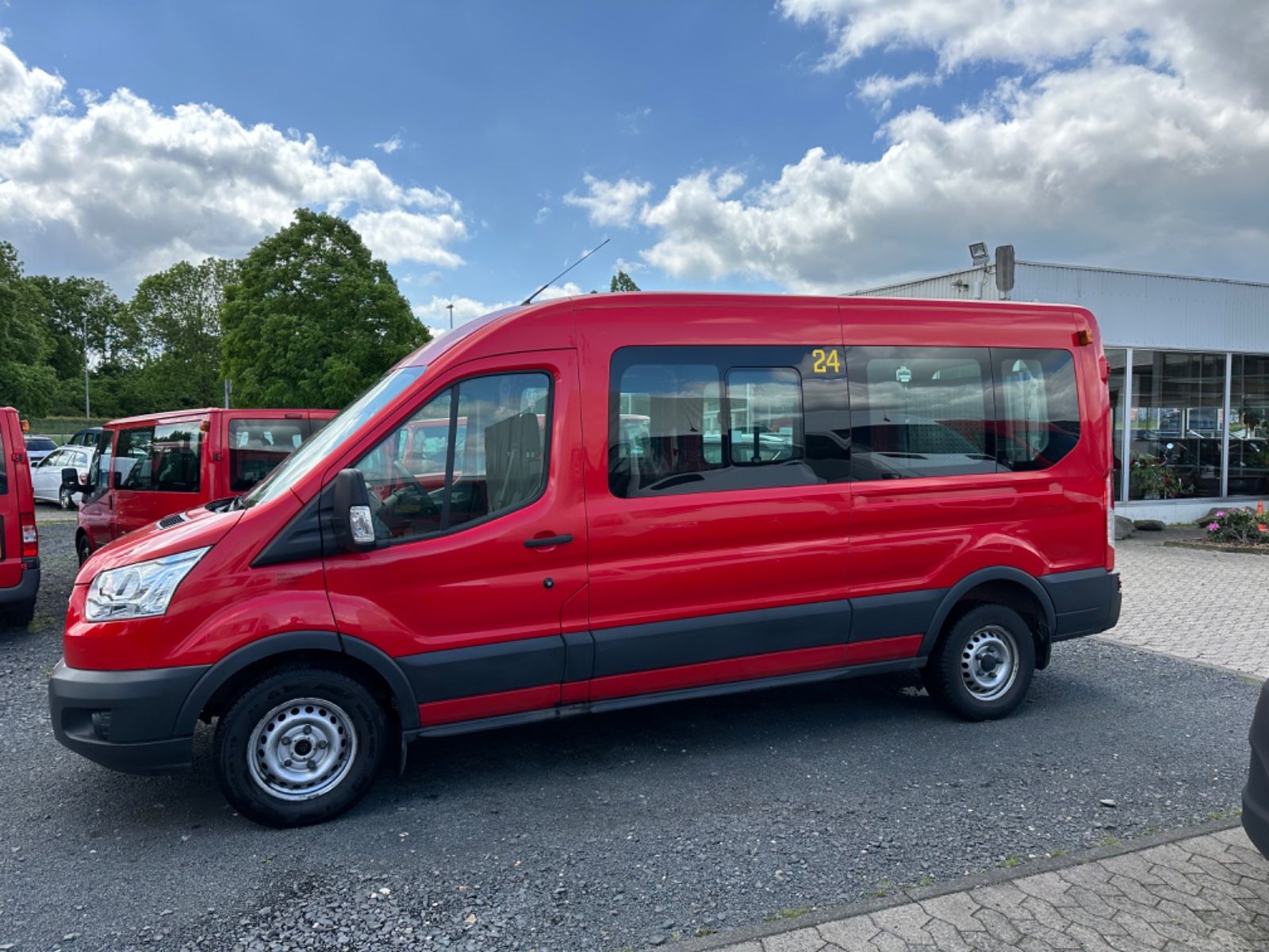 Fahrzeugabbildung Ford Transit Kombi L3*Behindertentransport 7135 KLIMA