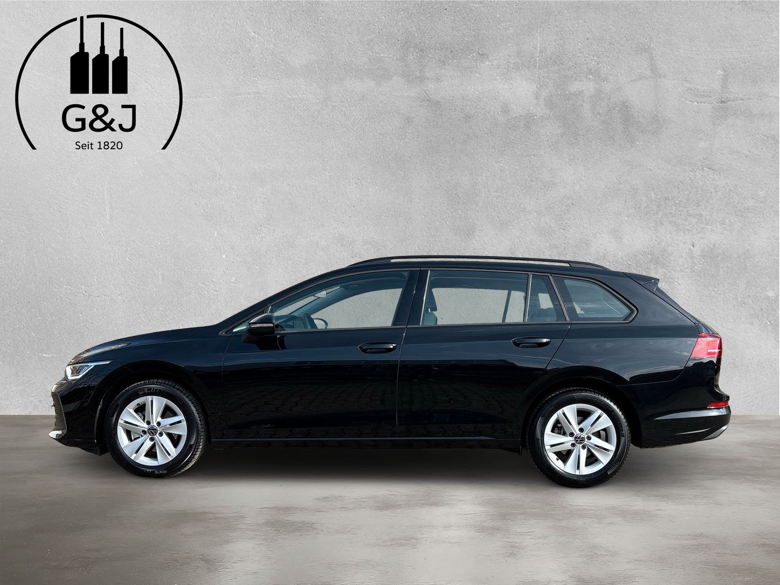 Fahrzeugabbildung Volkswagen Golf Variant Life 1.5 eTSI DSG App-Connect