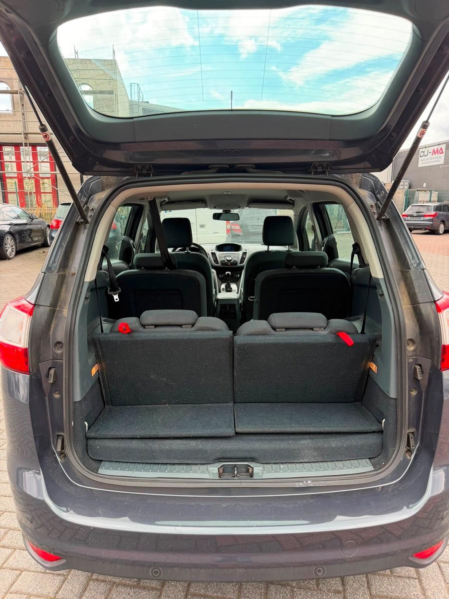 Ford Grand C-MAX 2012 — photo 8