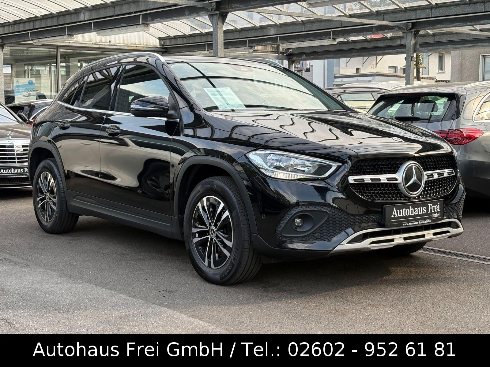 Mercedes-Benz GLA 200 d STYLE*1-HAND*NAVI*TEILLEDER*PTS*