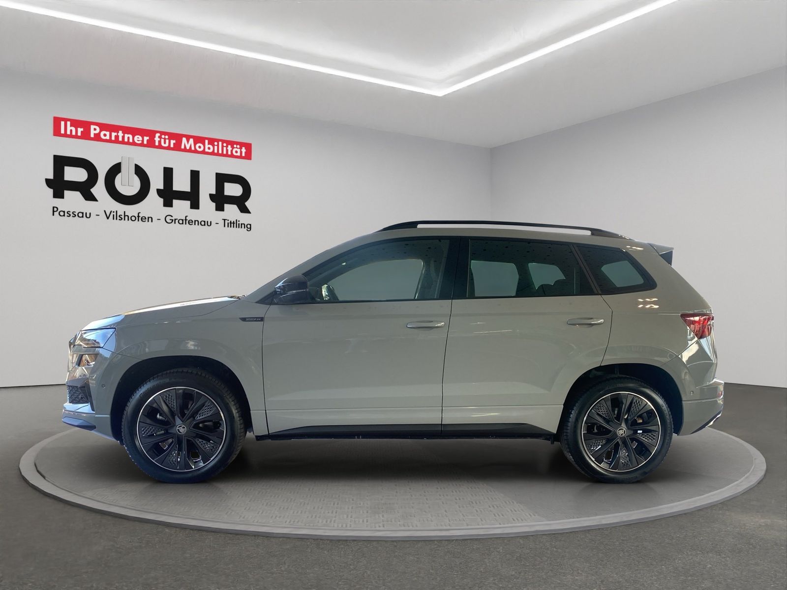 Skoda Karoq Sportline 2.0 TDI DSG 4x4 360 ACC AHK Kam. imagem 3