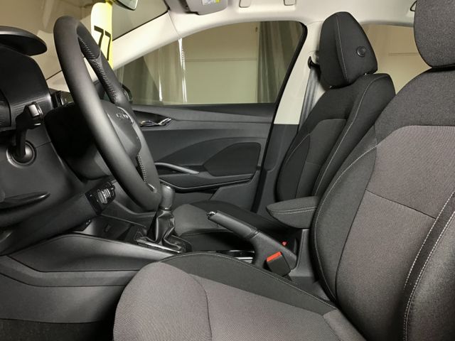Fahrzeugabbildung Skoda Fabia Selection 1.0 TSI LED/Kamera/Tempo/SHZ/DAB