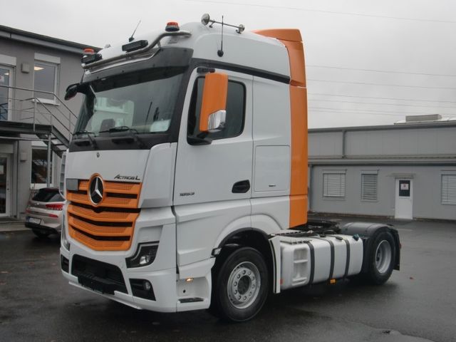 Mercedes-Benz Actros 1853 LS Retarder Bigspace Navi