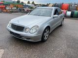 Mercedes-Benz E 270 CDI AVANTGARDE TÜV 06/2027 Xenon - Mercedes-Benz E 270: Cdi Avantgarde