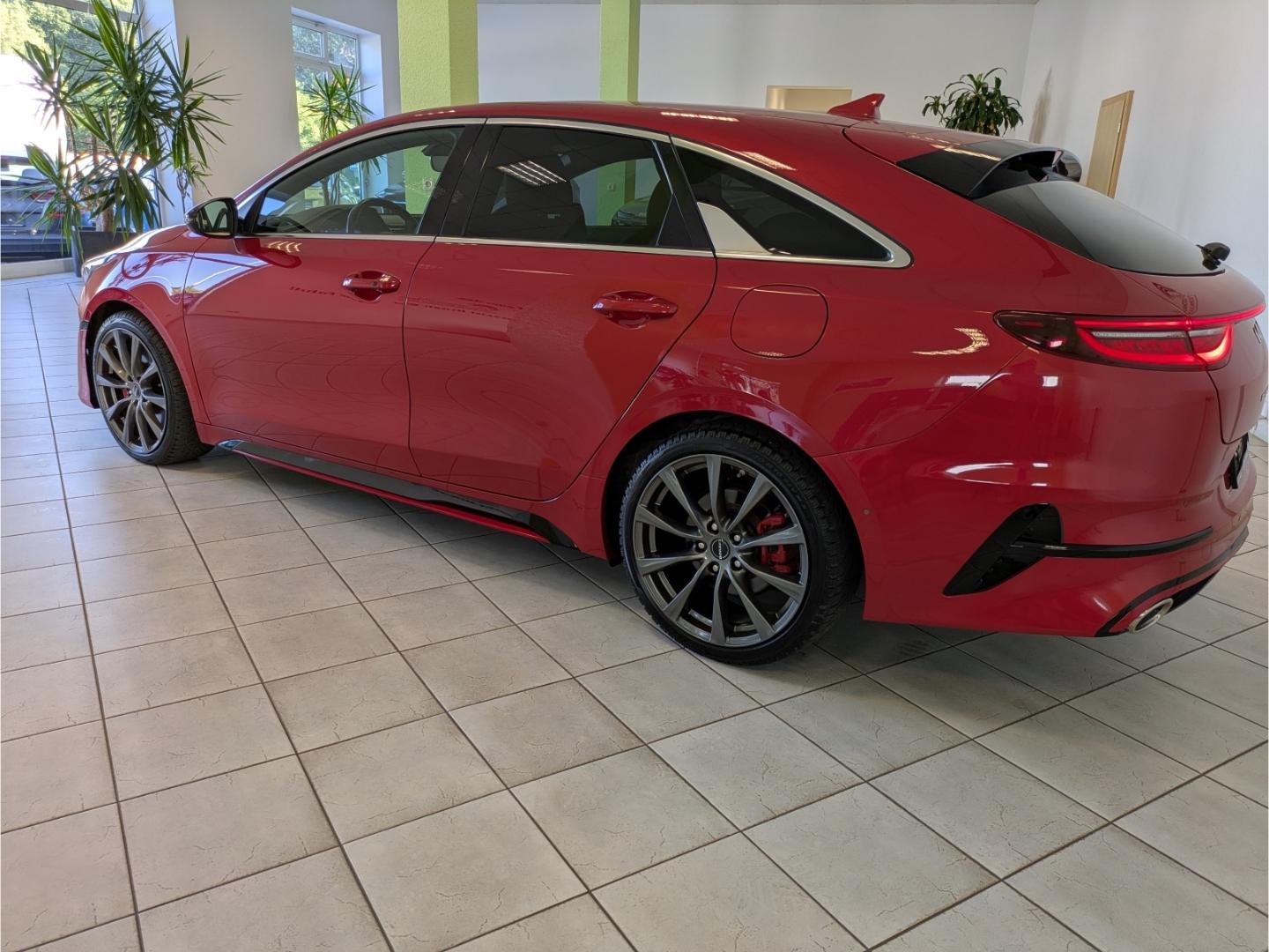 Kia ProCeed 1.6 GT+Navi+LED+SHZ hinten+Kamera+