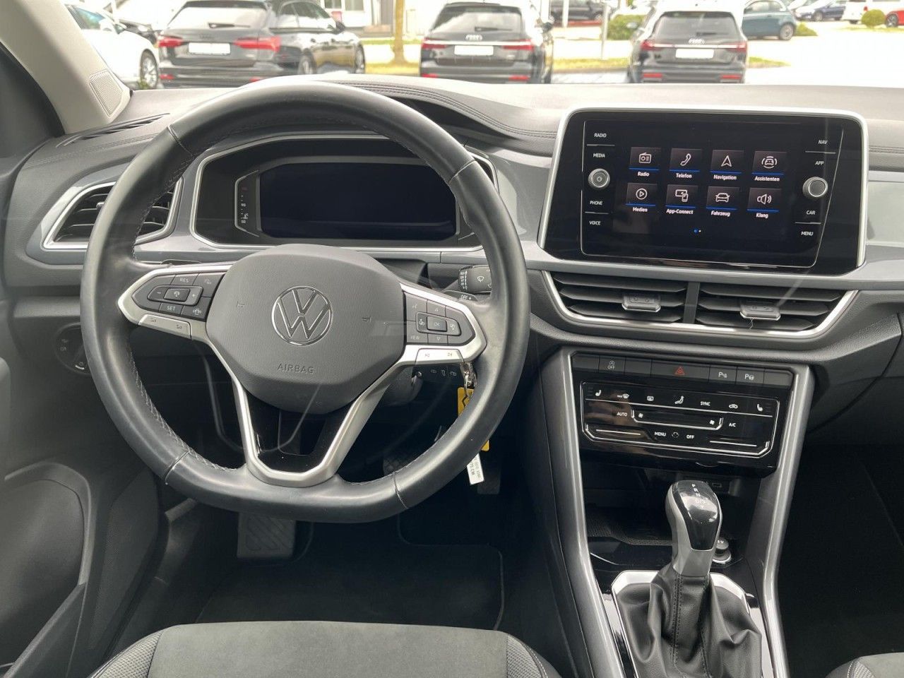 Volkswagen T-Roc - Bild 9