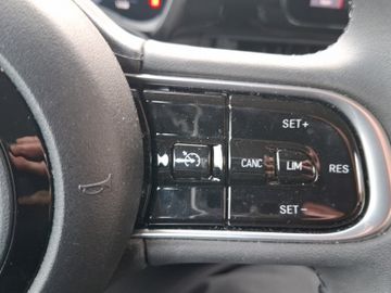 Fiat 500 e Basis KeyLess+Navi+SpurH+AUT+KlimaAutomati