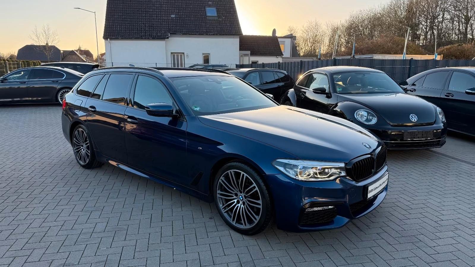 BMW 520d Touring G31 M Sportpaket-LED-Leder-19LM-AHK