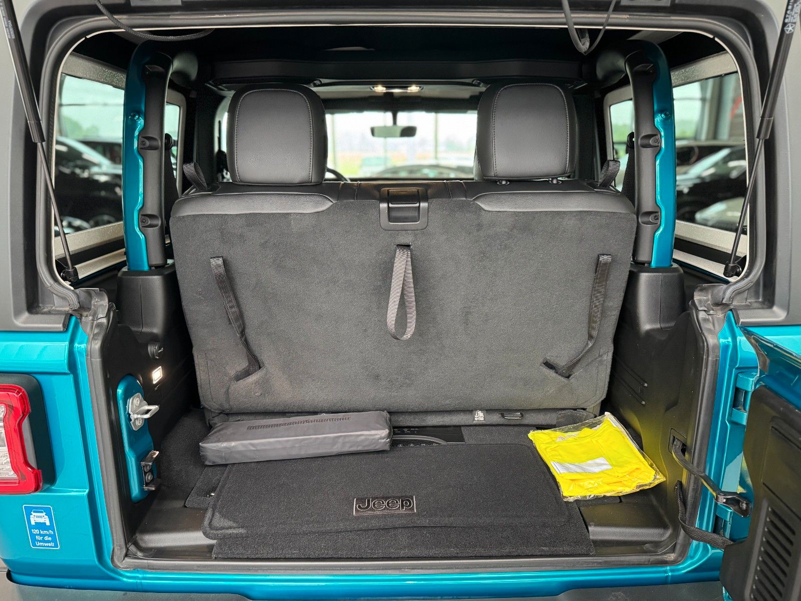 Fahrzeugabbildung Jeep Wrangler 2.2CRDi Aut. Rubicon  Seilwinde Hardtop