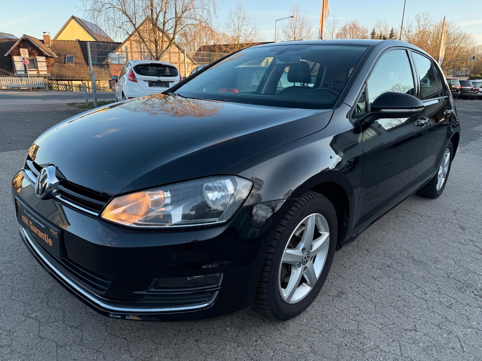 Volkswagen Golf VII Lim. Highline BMT*DSG*SHZ*TEMP*TÜV*