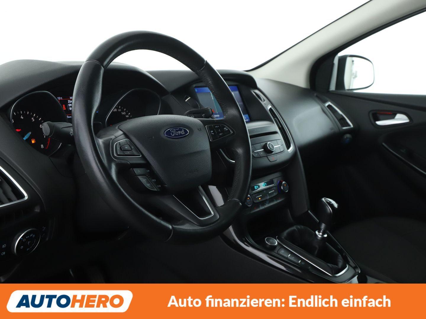 Ford Focus 1.0 EcoBoost Titanium*TEMPO*PDC*SHZ*LIM*