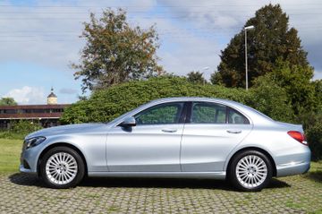 Mercedes-Benz C 180 Exclusive NAVI-AHK-TEILLEDER-SHZG-TEMPOMAT