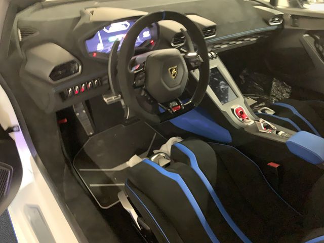 LAMBORGHINI Huracan – Bild 9