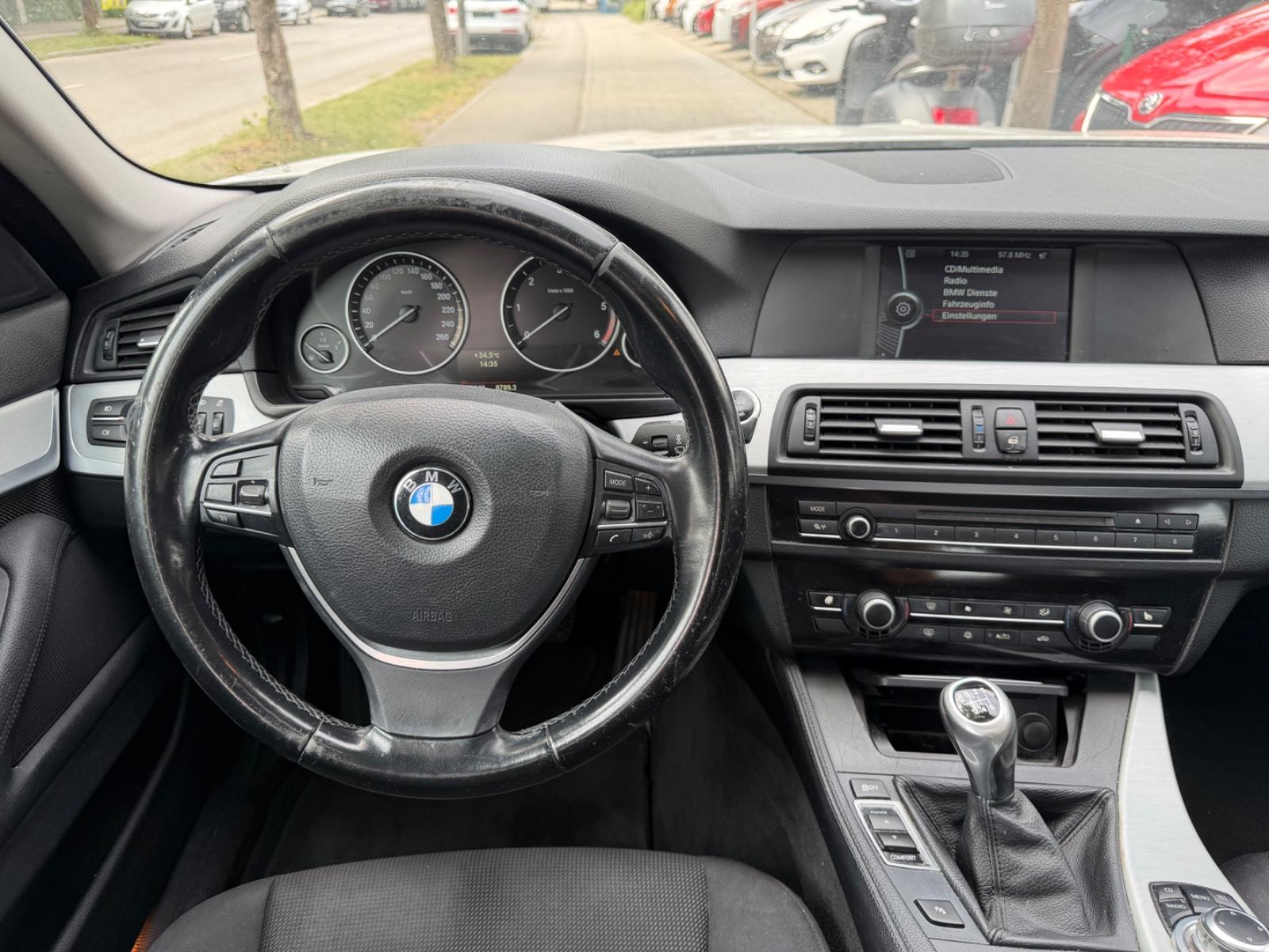 BMW 520 2012 — photo 14
