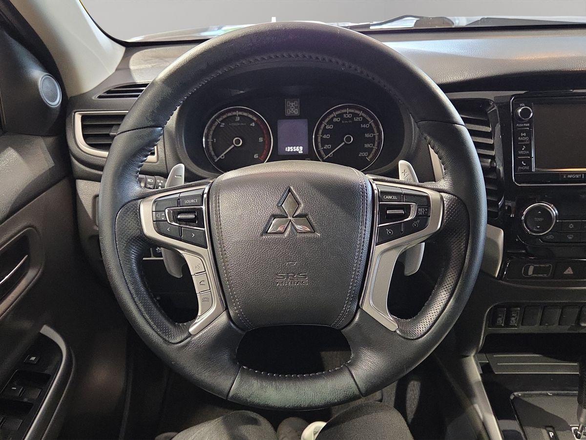 Mitsubishi L200 Diamant Edition+ DOKA 4WD *AHK*NAVI*