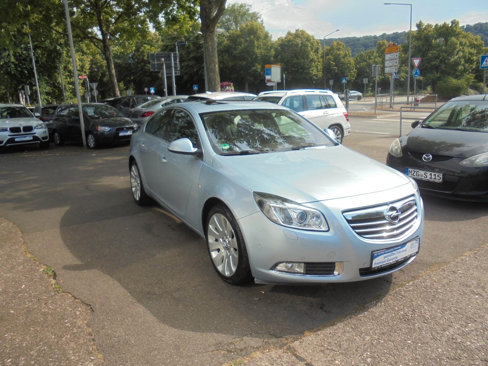 Opel Insignia A Lim. Sport 4x4"NAVI-XENON-LEDER"