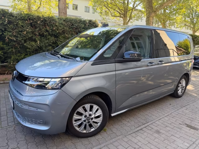 Volkswagen T7 MULTIVAN AUTOMATIK NAVIGATION|SPUR|AHK
