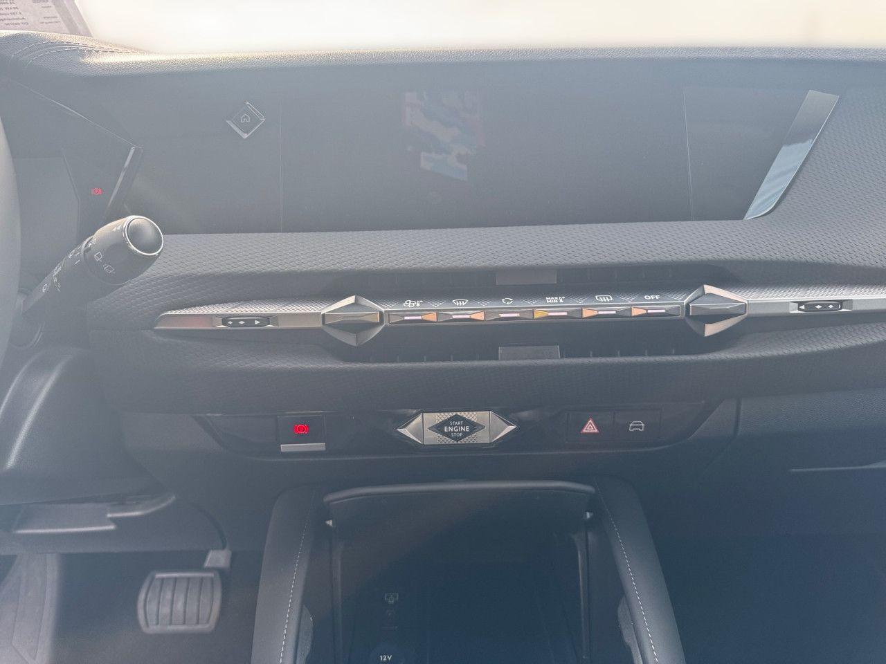 DS Automobiles DS4 PureTech 130 RIVOLI KAMERA SCHIEBEDACH