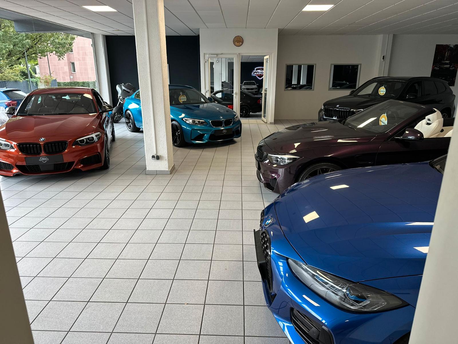 showroom-image-main