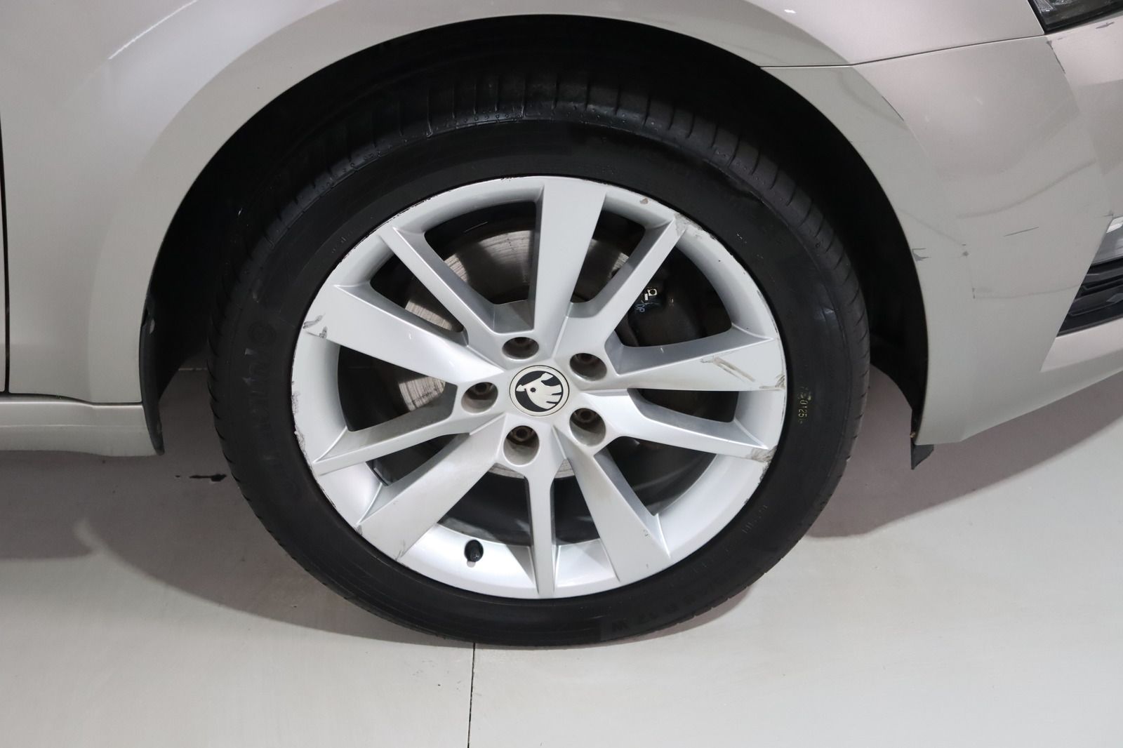 Fahrzeugabbildung SKODA Octavia Combi 2.0 TDI 4 x4 1. Hand Ambition