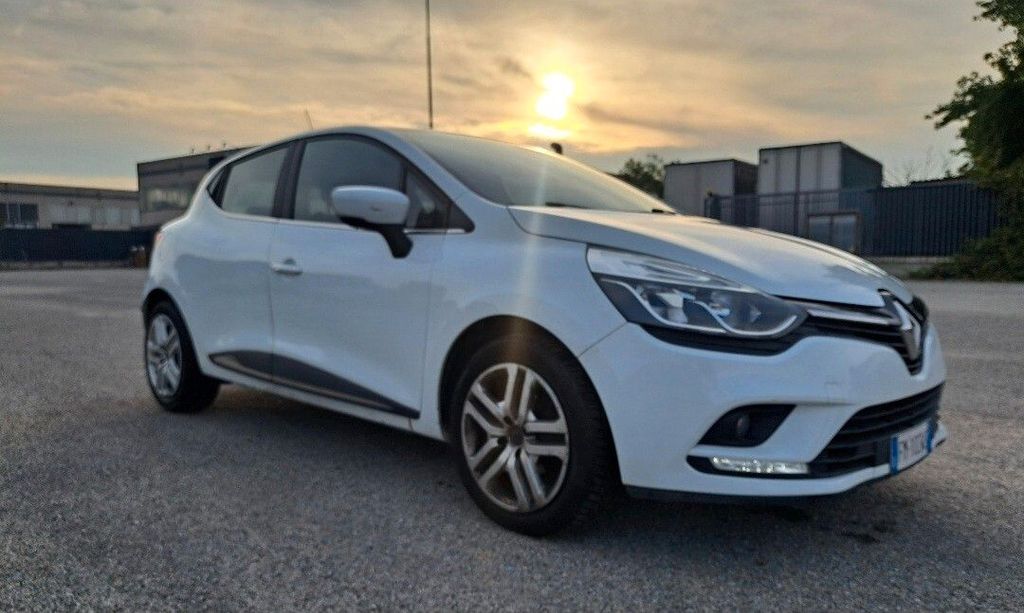 Image of Renault Clio