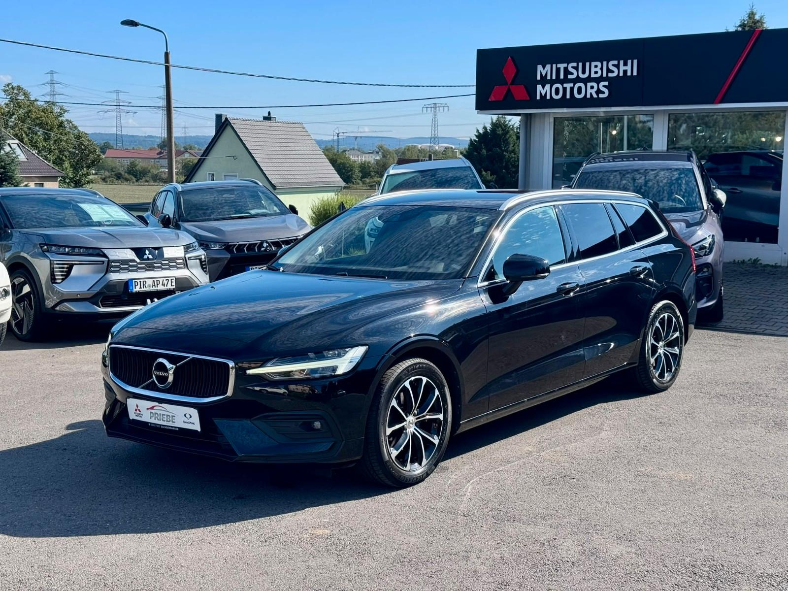 Volvo V60 D3 Momentum Pro*IntelliSafe PRO*KAM*LEDER*