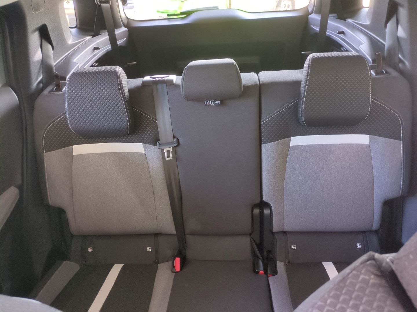 Opel Frontera - Bild 15