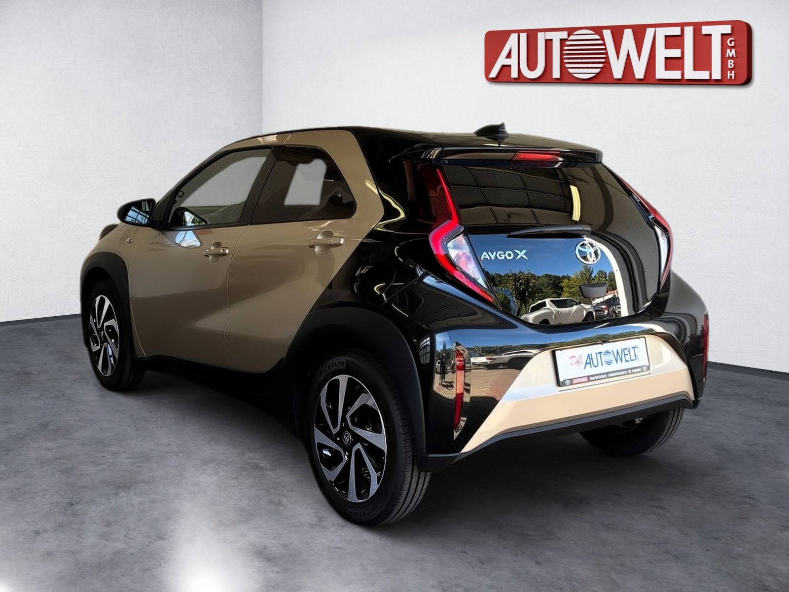 Fahrzeugabbildung Toyota Aygo 1.0 Teamplayer Kamera,Navi,SHZ,ACC,PDC,FLA