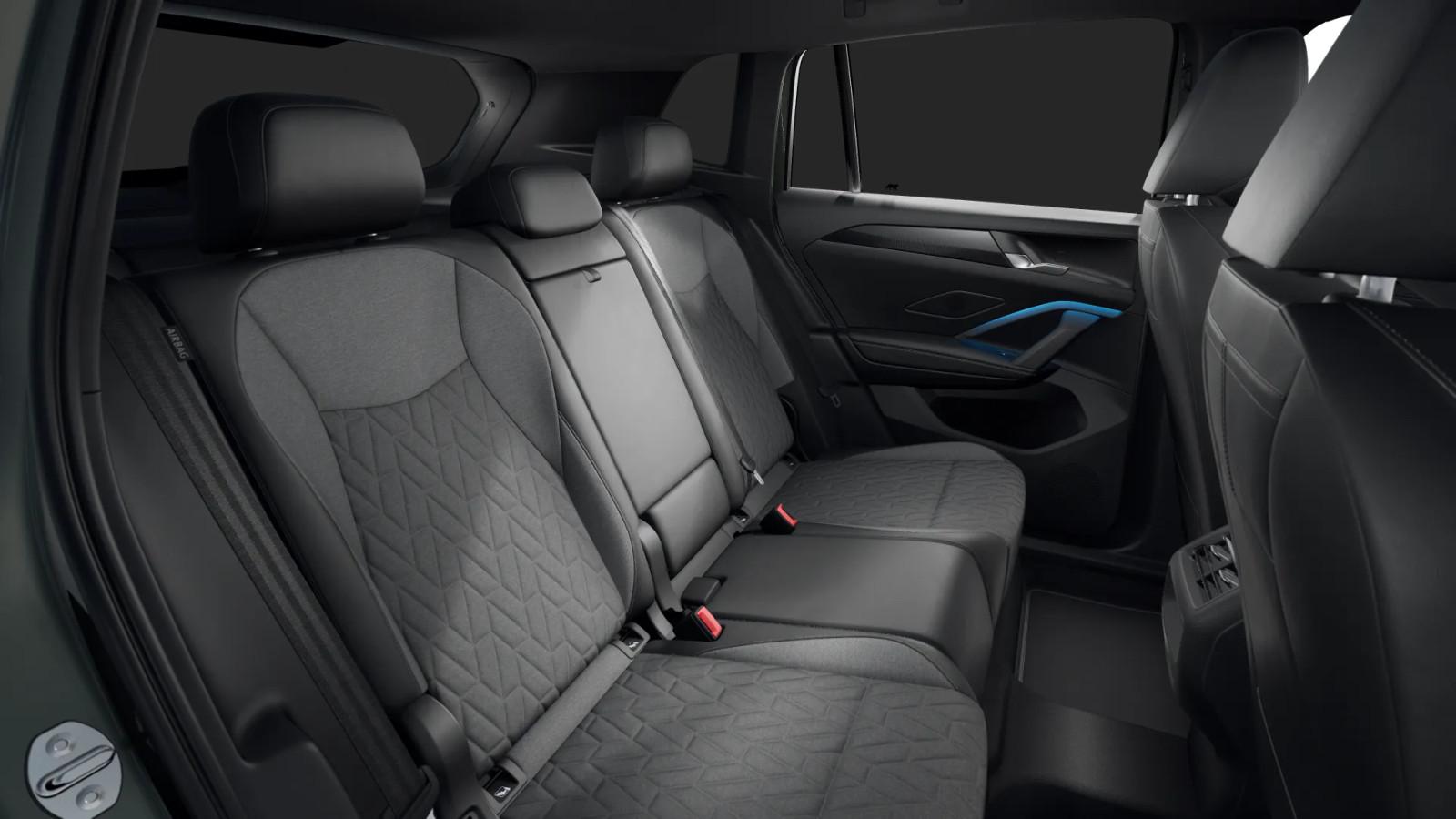 Volkswagen Tiguan 1.5 eTSI DSG LIFE LED+ ST.HEIZ KAMERA AHK