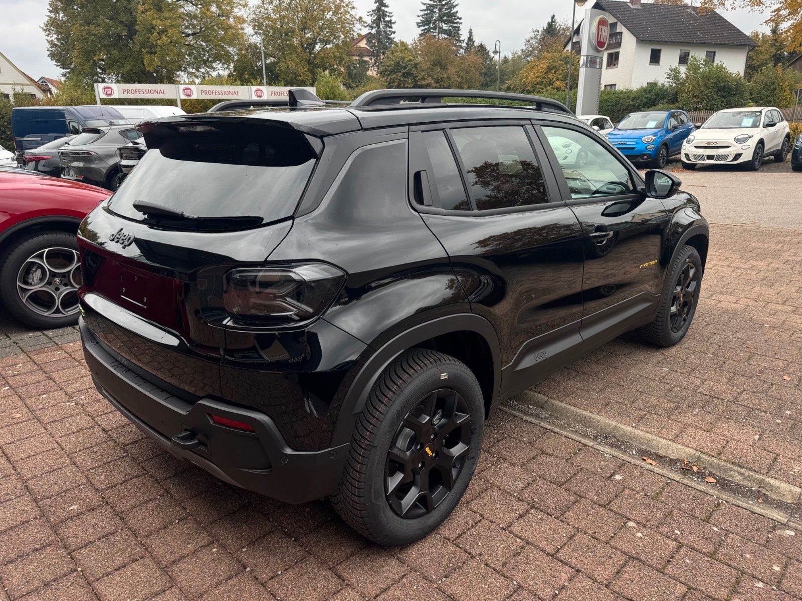 Fahrzeugabbildung Jeep AVENGER 4XE The North Face AWD Navi Kamera