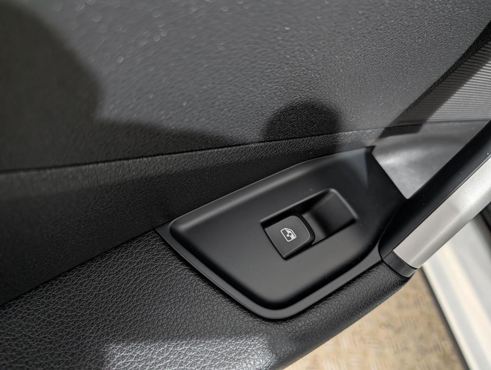 Audi Q2 1.5 TFSI 35 advanced LED Navi Sound RFK, миниатюра 11