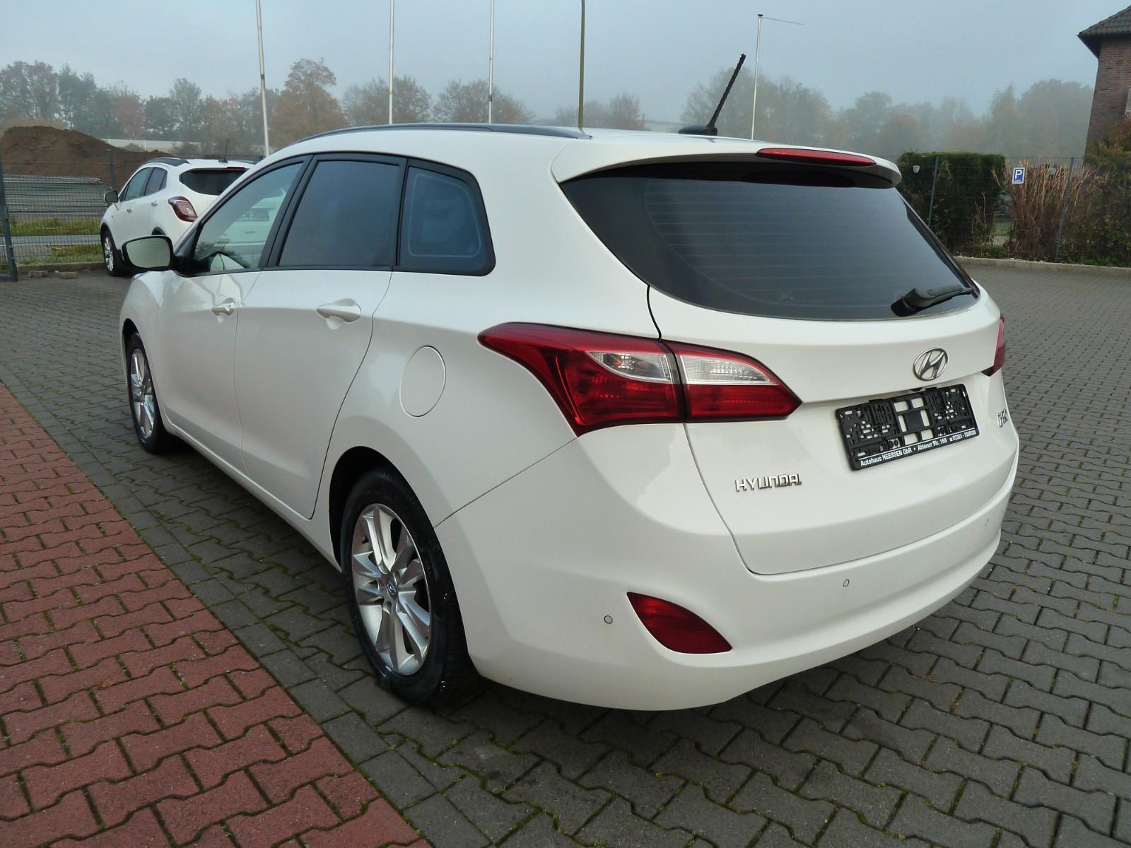 Hyundai i30 2013 — двигун 1.396 cm³, 99 HP (73kW)