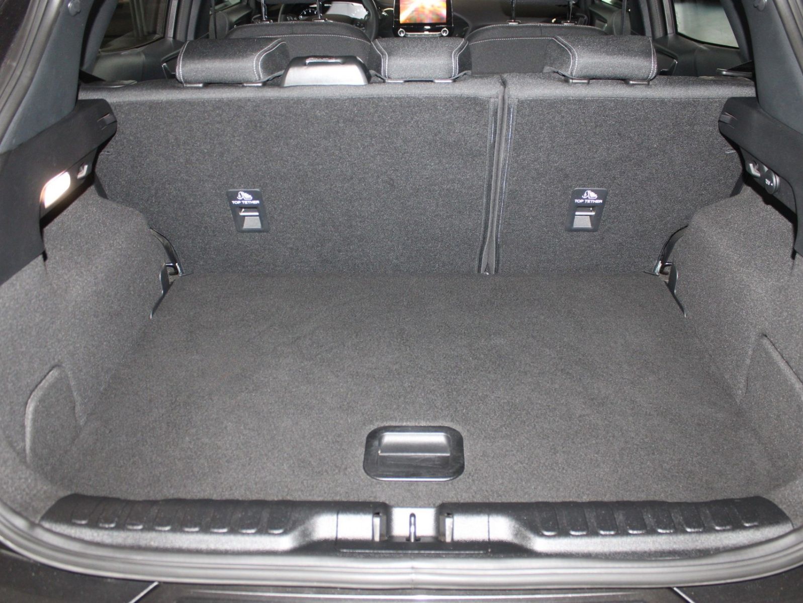 Fahrzeugabbildung Ford Puma Titanium Automatik NAVI LED ACC WinterPak
