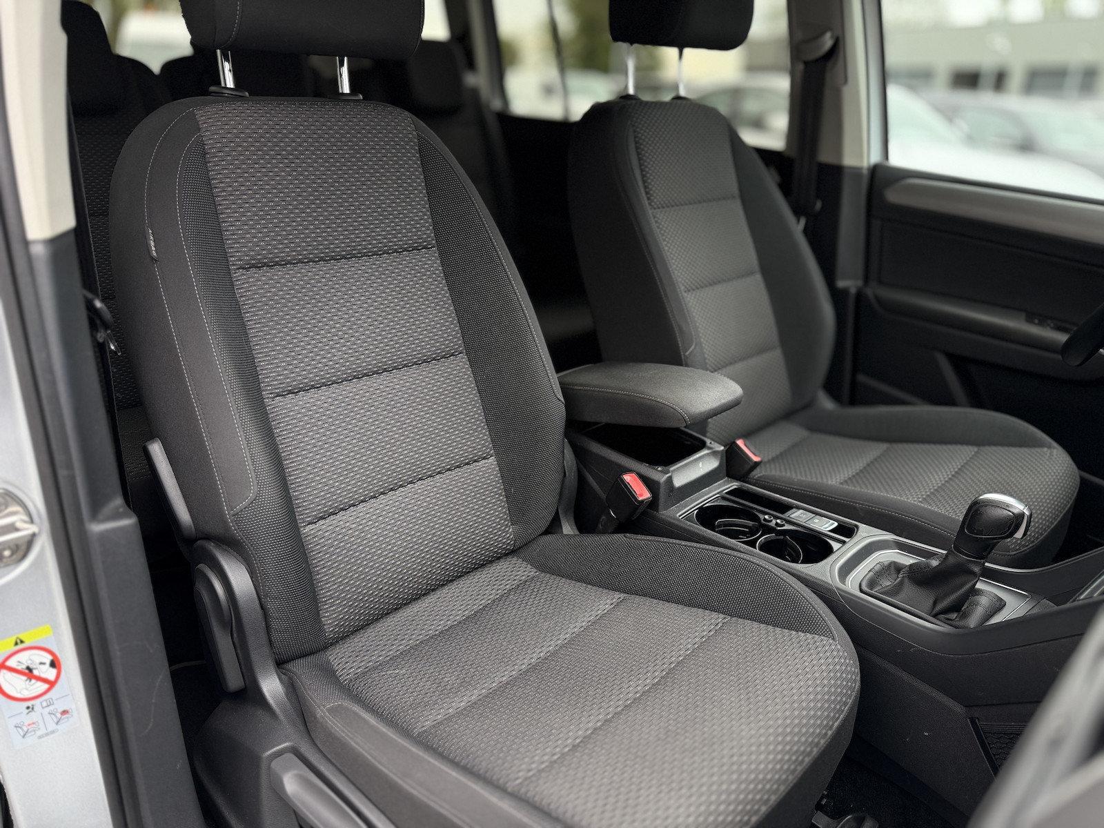 Volkswagen Touran 1.Hd / Automatik / AHK / 7 Sitze / Navi, миниатюра 20