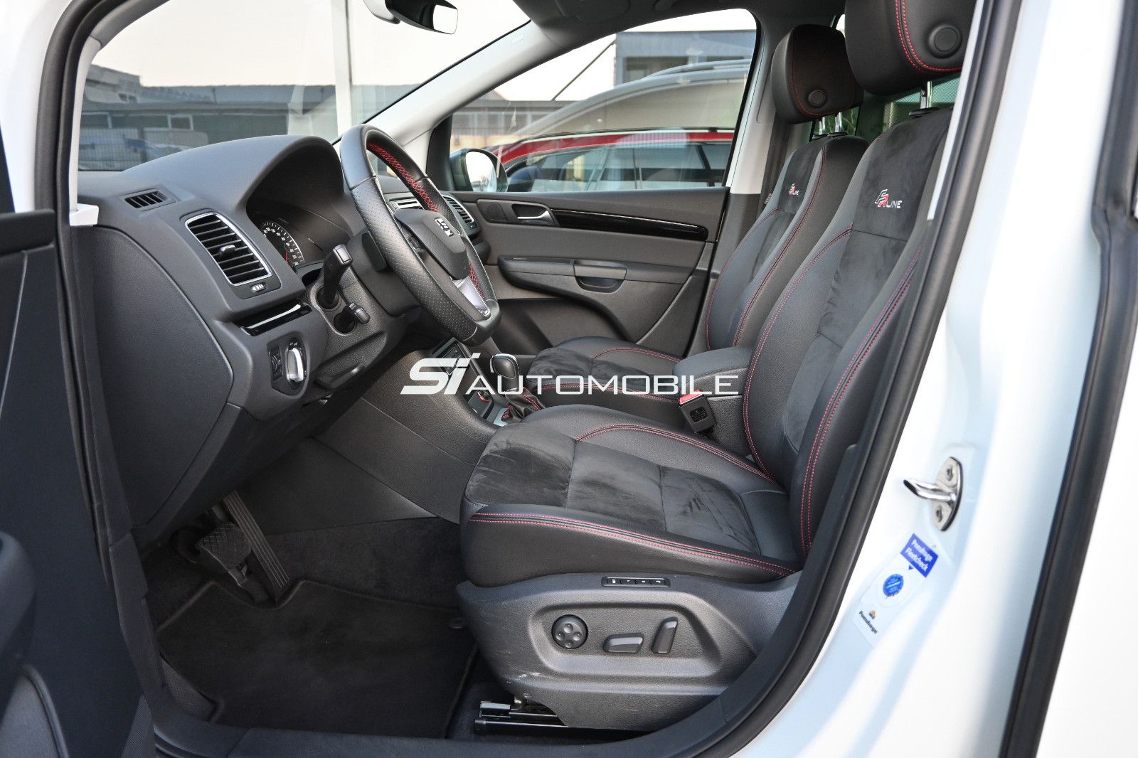 Fahrzeugabbildung SEAT Alhambra 1.4 TSI DSG FR-LINE °ACC°AHK°DCC°STHZG°
