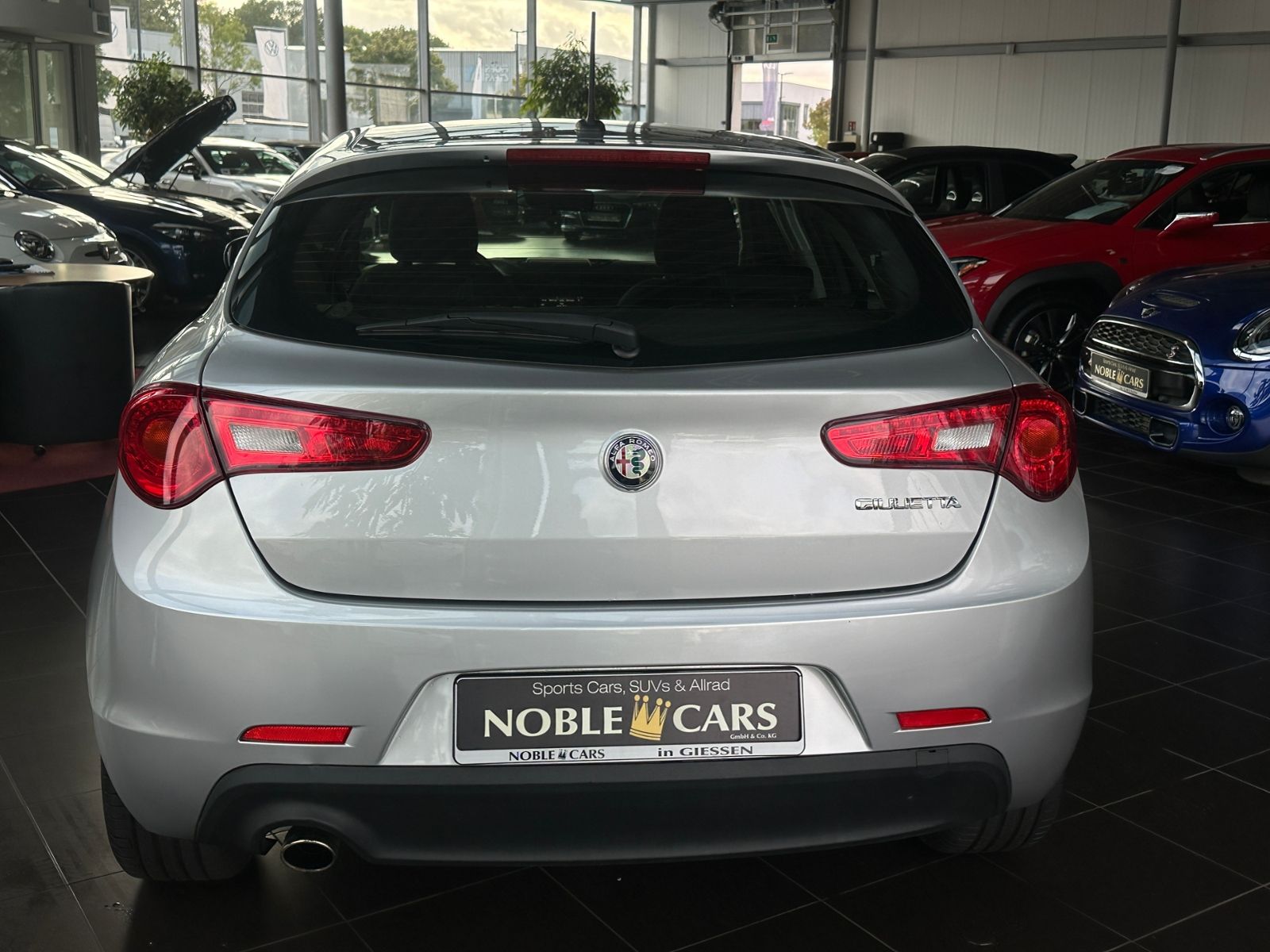 Fahrzeugabbildung Alfa Romeo Giulietta TÜV neu 9/2028 KLIMA NAVI ALU DAB