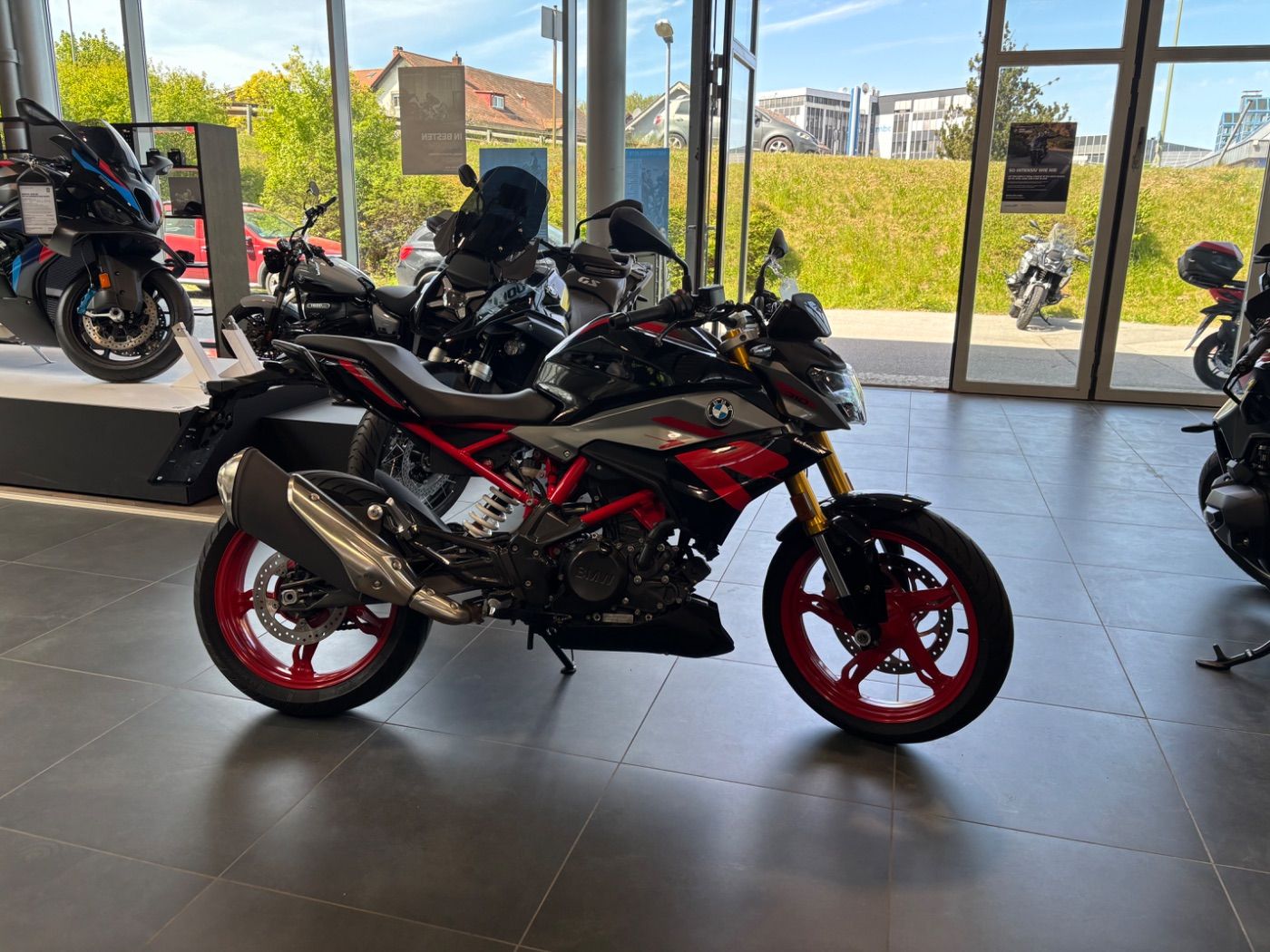 Fahrzeugabbildung BMW G 310 R Style Passion