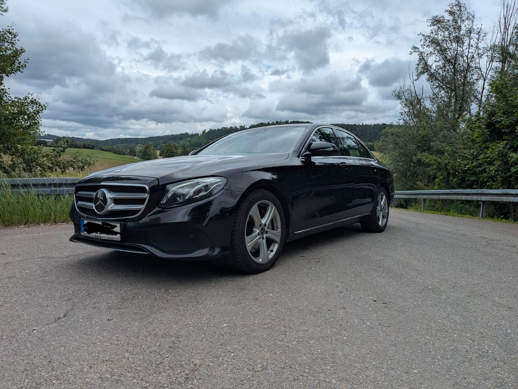Image of Mercedes-Benz E 350