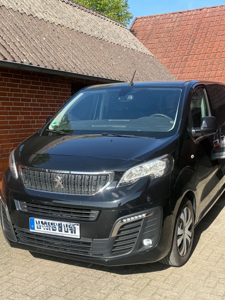 PEUGEOT Traveller